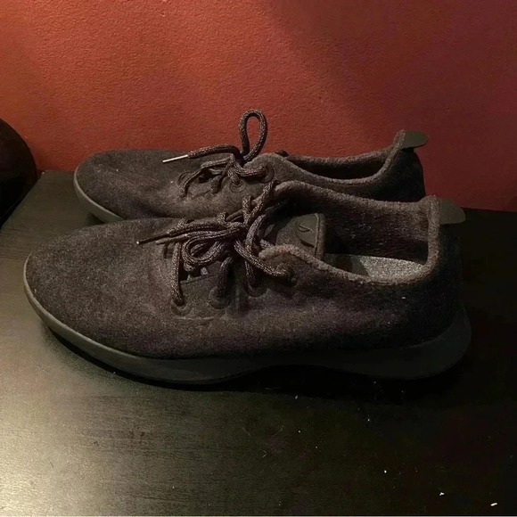 Allbirds Black Wool Runners - Picture 2 of 7